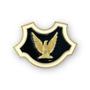 Accessocraft N.Y.C. Gold Tone Metal Patriotic Eagle Enamel Statement Shield Clip